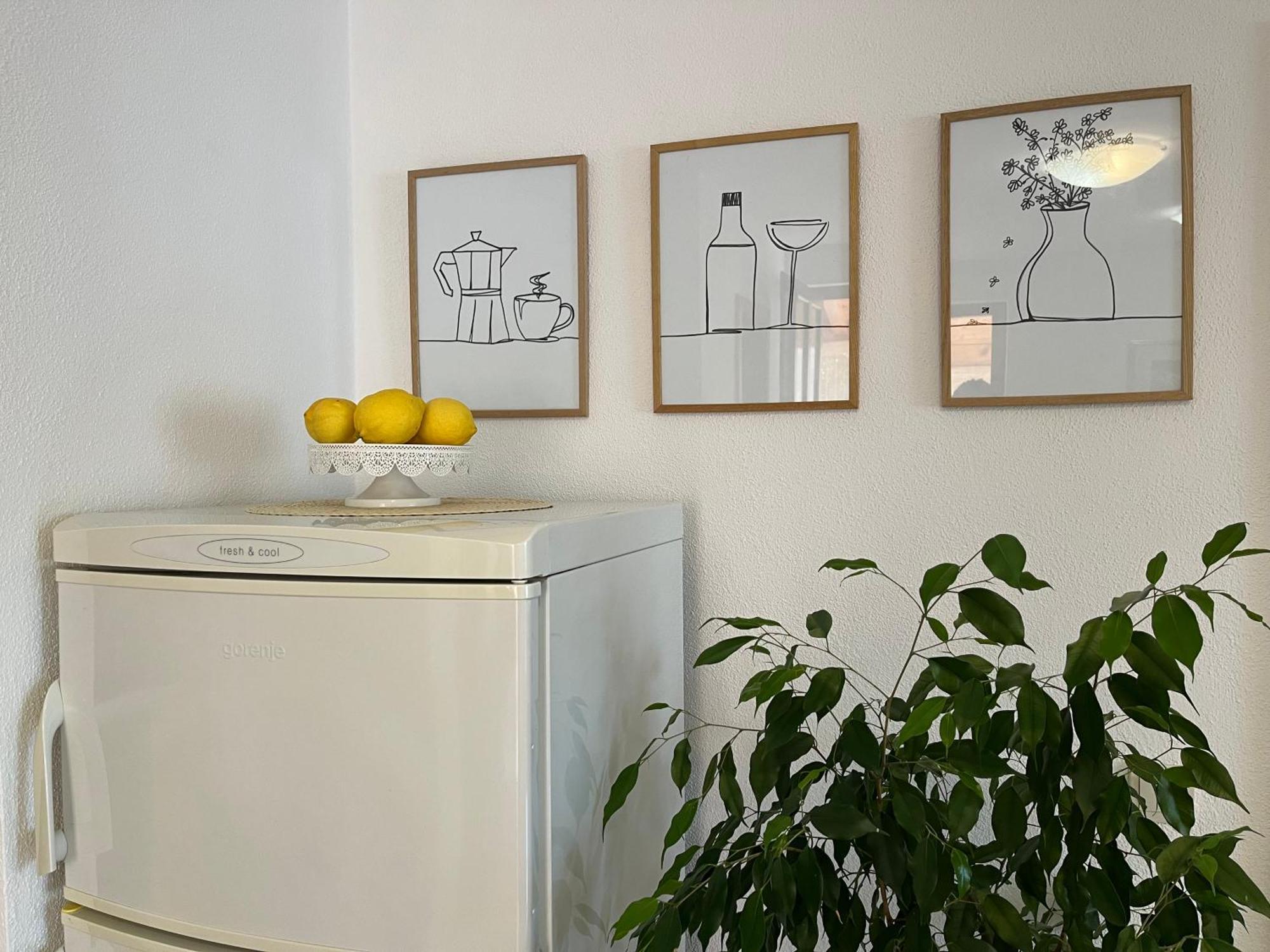 Apartment Lora Макарська Екстер'єр фото